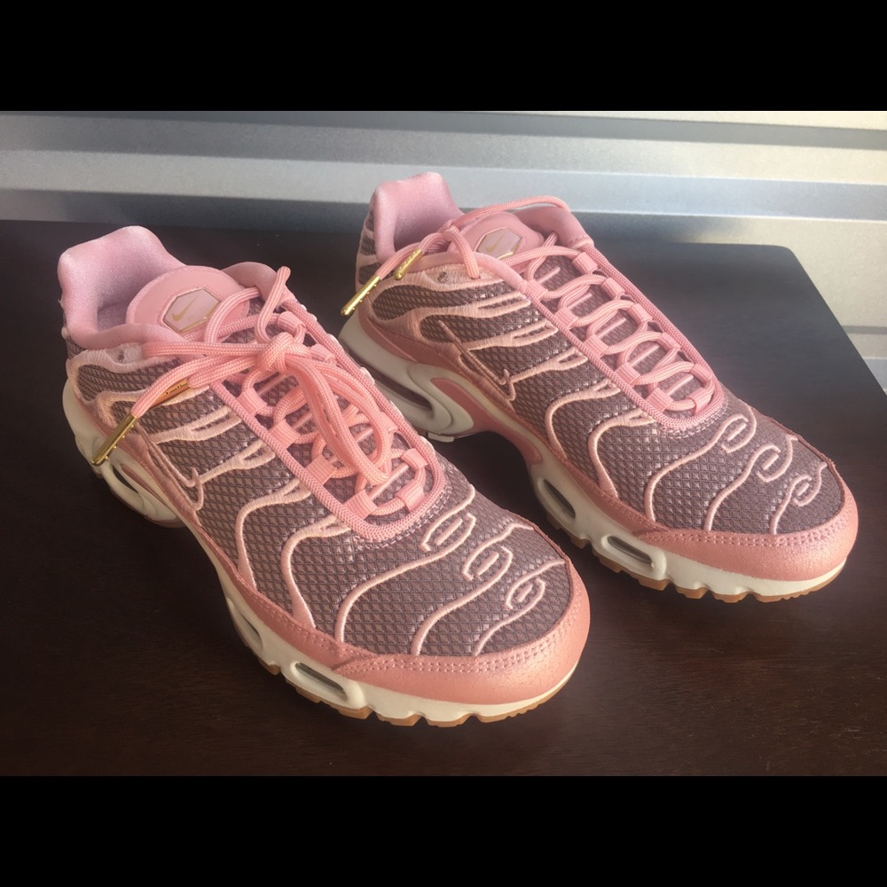 Nike Air Max Plus “Goddess Night Out Pack”